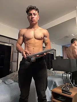 MR_MUSCLE Webcam-Show