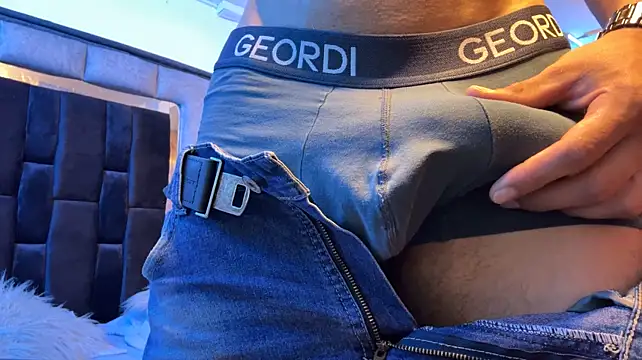 Вебкам-шоу MR_MUSCLE