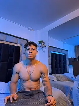 Pokazy przed kamerką – MR_MUSCLE