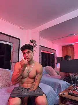MR_MUSCLE: вебкам-шоу