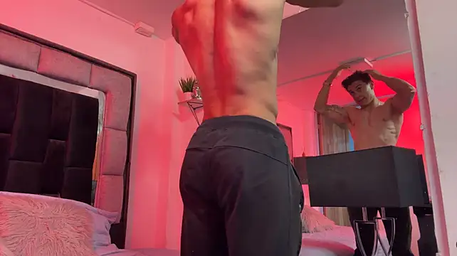 MR_MUSCLEのウェブカメラショー