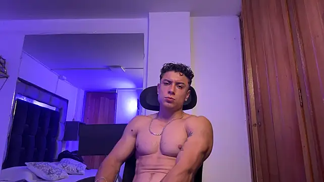 MR_MUSCLE Pertunjukan Webcam