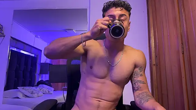 MR_MUSCLE 网络视讯表演
