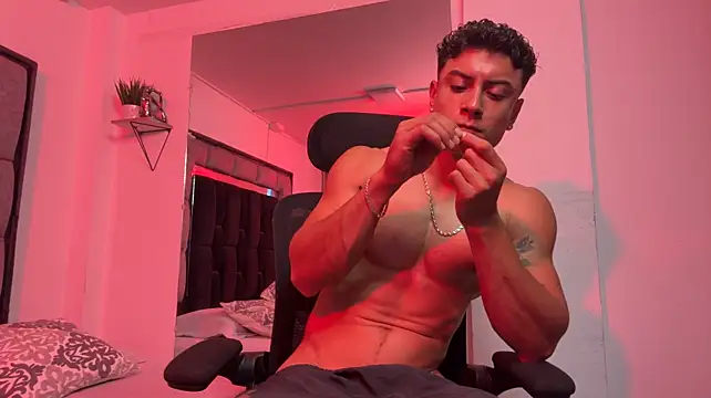 MR_MUSCLE 在線直播表演