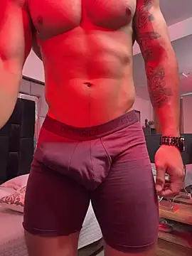MR_MUSCLE's Webcam Show
