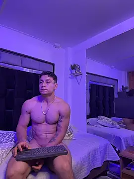 MR_MUSCLE Show in webcam