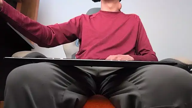 הופעת וובקאם של stoner_420