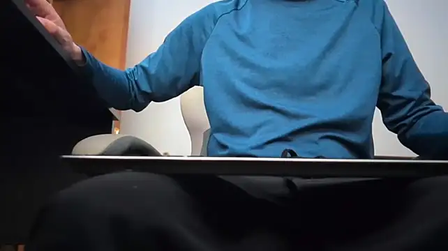 stoner_420 Шоу с уебкамера