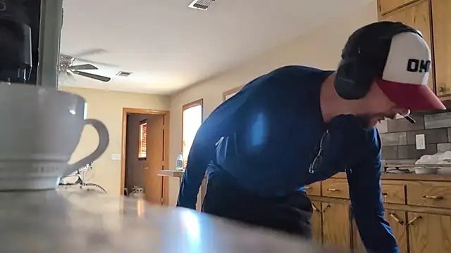 stoner_420 Show in webcam