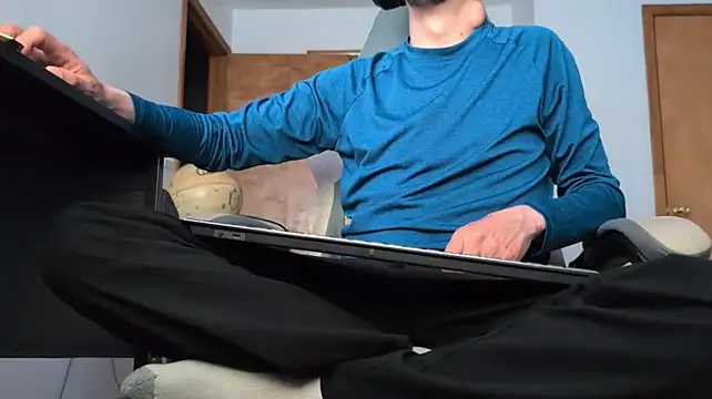 Opondestre00420 webkamerás műsora