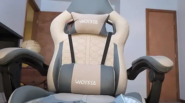 הופעת וובקאם של Opondestre00420