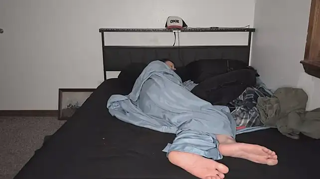 Opondestre00420's Webcam Show