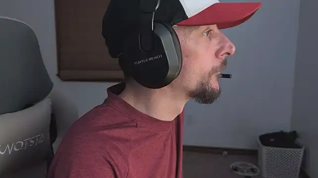Opondestre00420 webkamerás műsora