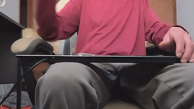 Opondestre00420 Show Webcam