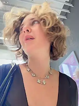 Chat XXX en directo de KellyKeler