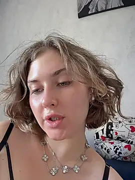 KellyKeler Chat XXX live