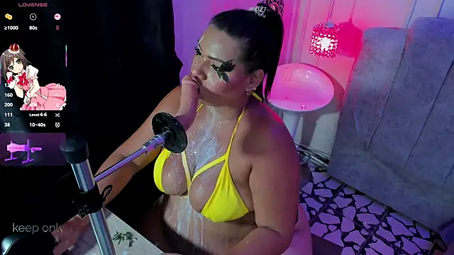 Show de bigboobs_violeta na webcam