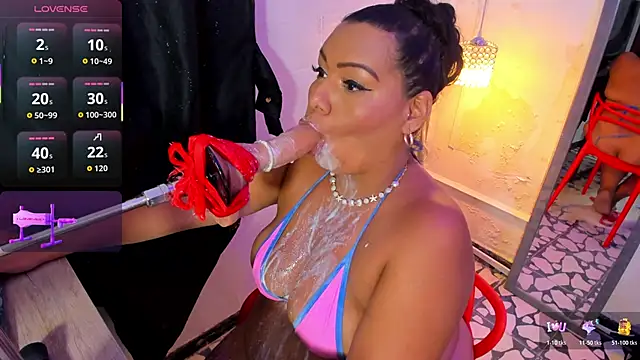 bigboobs_violeta's Webcam Show