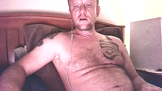 Yournaughty webkamerás műsora