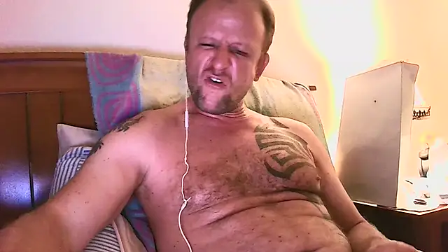Yournaughty's Webcam Show