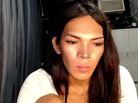 GORGEOUS_CARMEE Pertunjukan Webcam