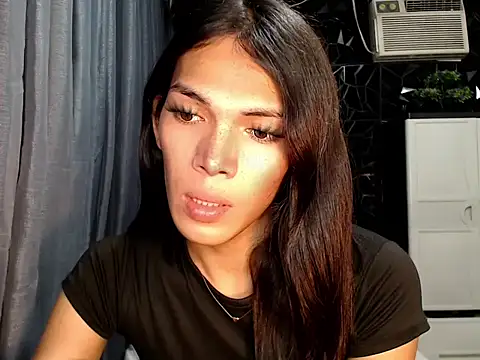 GORGEOUS_CARMEE's Webcam Show