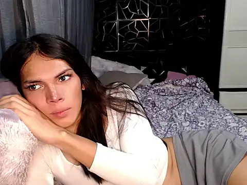 GORGEOUS_CARMEE Webcam show