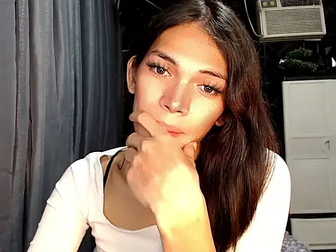 GORGEOUS_CARMEE Pertunjukan Webcam