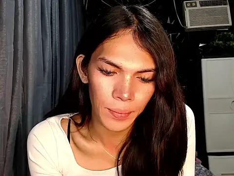GORGEOUS_CARMEE Webcam show
