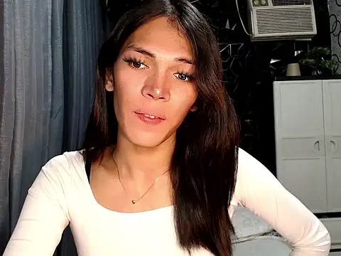 GORGEOUS_CARMEE Pertunjukan Webcam