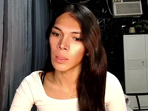 GORGEOUS_CARMEE Pertunjukan Webcam