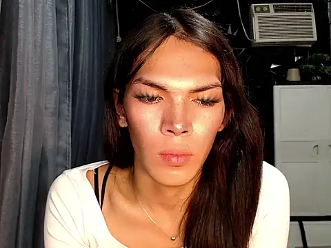 GORGEOUS_CARMEE Pertunjukan Webcam