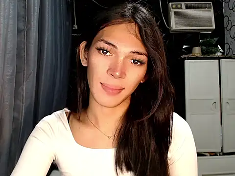 GORGEOUS_CARMEE's Webcam Show