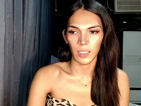 GORGEOUS_CARMEE's Webcam Show