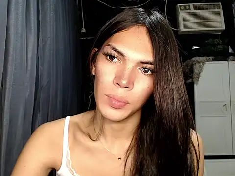 GORGEOUS_CARMEE's Webcam Show