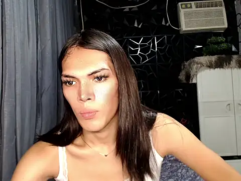 GORGEOUS_CARMEE Webcamshow
