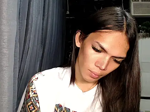 عرض كام GORGEOUS_CARMEE