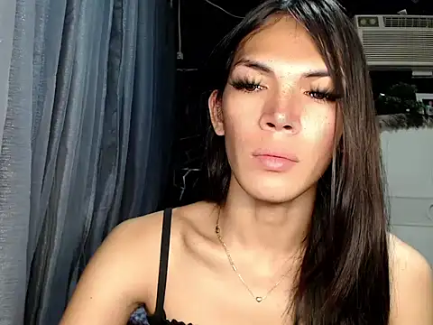 GORGEOUS_CARMEE Webcam show