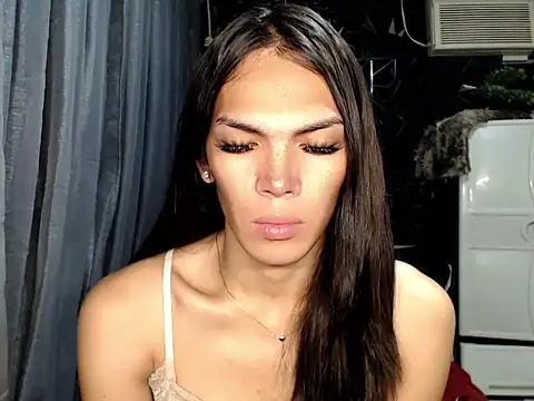 GORGEOUS_CARMEE 网络视讯表演