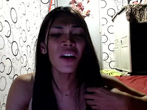 GORGEOUS_CARMEE 在線直播表演