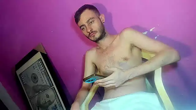 bigcockwhite777 웹캠 쇼