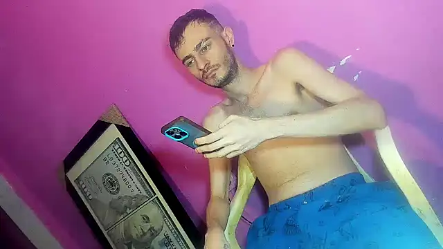 bigcockwhite777 웹캠 쇼