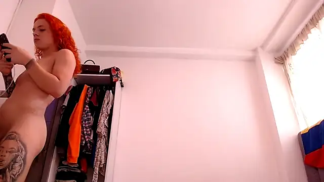 saara_johnson496のウェブカメラショー