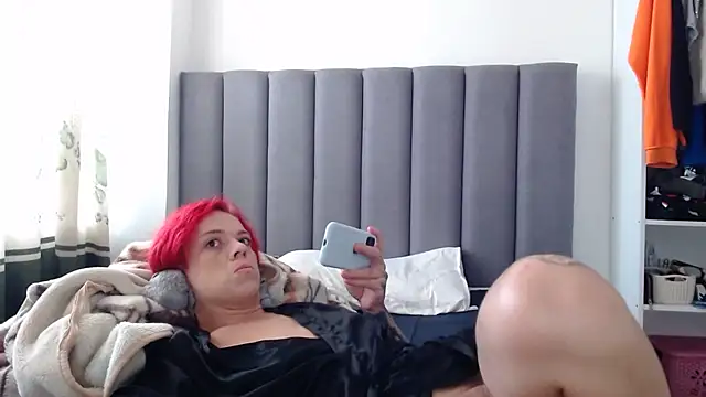 saara_johnson496's Webcam Show