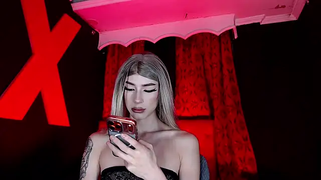 abrilbigcock Webcam-Show