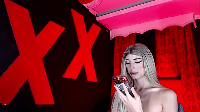 abrilbigcock 网络视讯表演