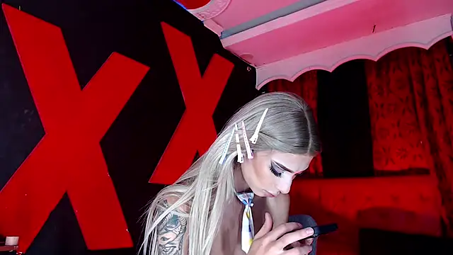 Show de abrilbigcock na webcam