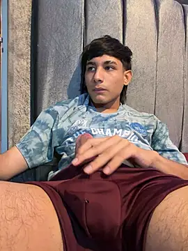 cody_fox10 Show Webcam