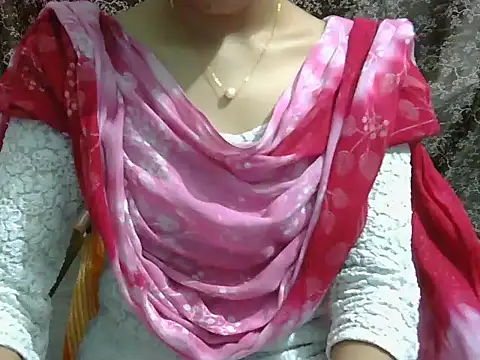 Adorable_Ayesha Adlı Modelin Canlı XXX Sohbeti