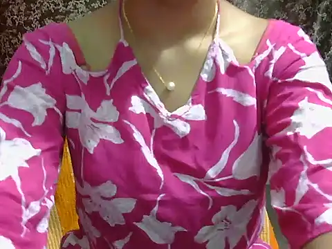Adorable_Ayesha Obrolan Langsung XXX